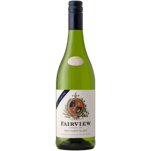 https://capreo.com/media/3d/91/08/1724157902/Fairview Darling Sauvignon Blanc 2024_1.png