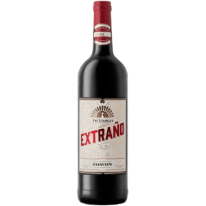 https://capreo.com/media/67/2d/b0/1718062225/Fairview Winemakers Selection Extrano 2019_1.png